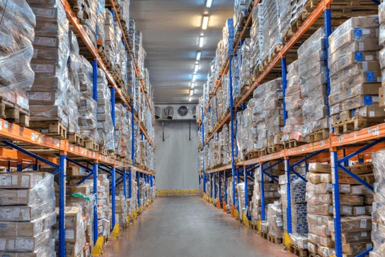 Almacene más, transporte más rápido, entregue de manera puntual