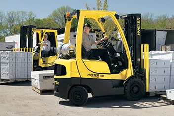 WATCH OUT! SIX LIFT TRUCK LEASING TRAPS