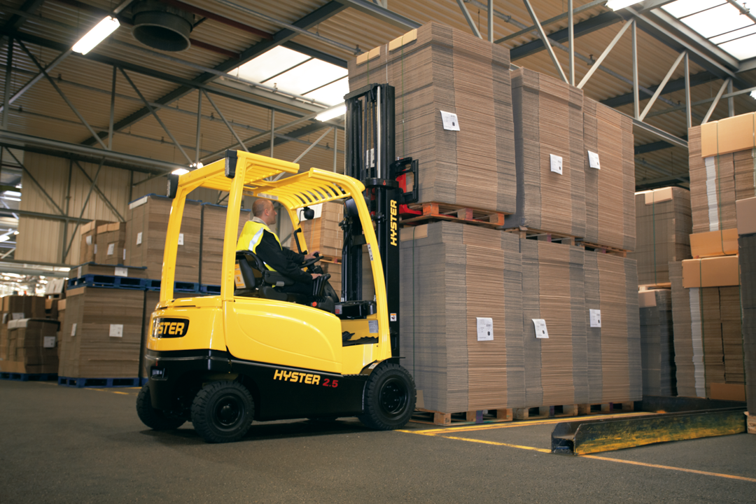 J2.2-3.5XN-Electric-Counterbalanced-Forklift-Truck-App3.png