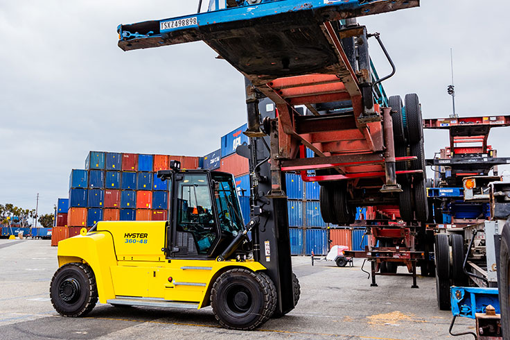 Electric Heavy-Duty Forklift | Hyster J230-360XD