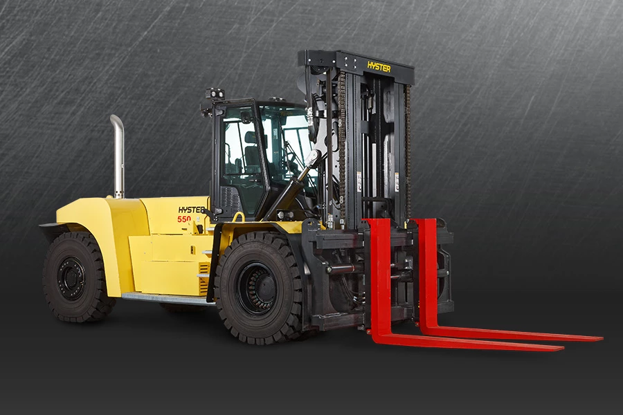 RUGGED, VERSATILE AND PRODUCTIVE FORKLIFT TRUCKS