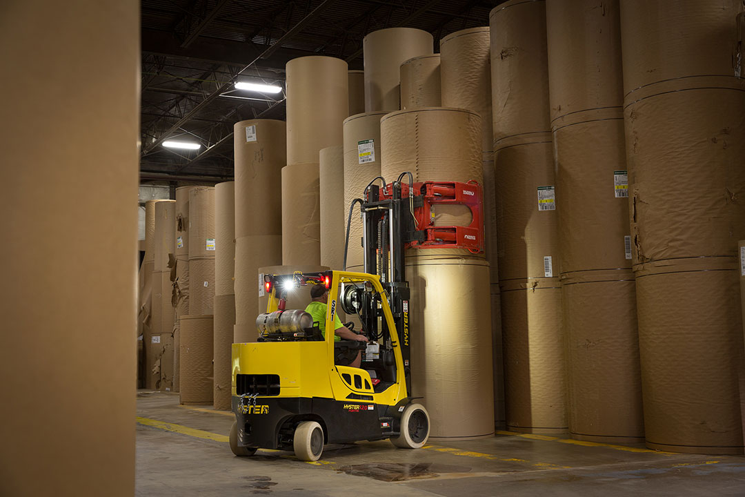 Indoor Forklift for Tough Applications | Hyster