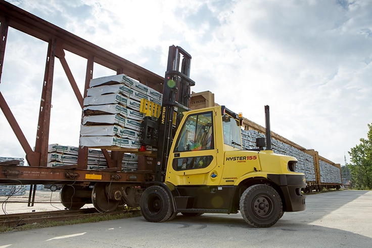 IC Pneumatic Tire Forklift |  Capacity: 13500-17000lbs | Hyster H135-155FT IC Pneumatic Tire Forklift