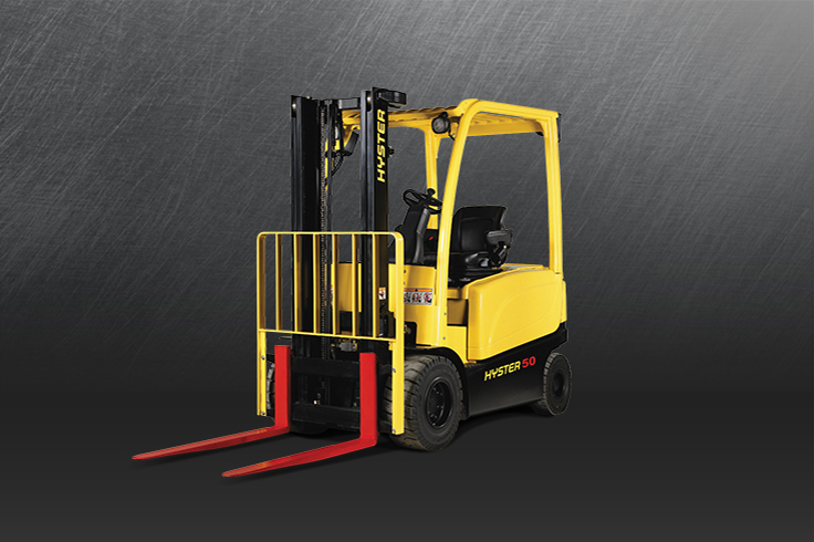 4 Wheel Electric Forklift Trucks | J45 - 70XN - NA | Hyster